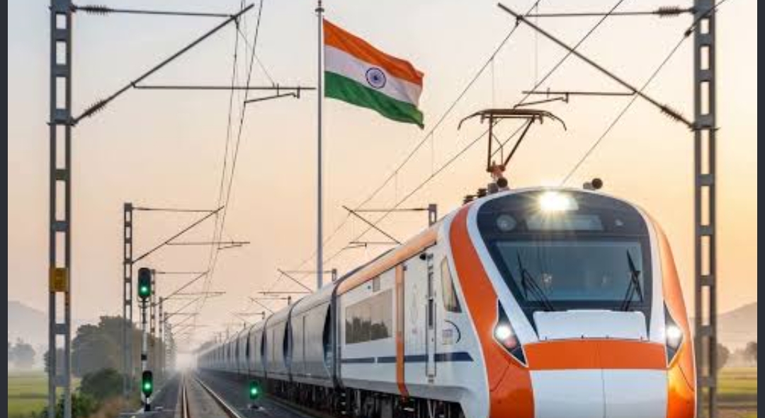 भारतीय रेलवे की एतिहासिक उपलब्धि: 130 किमी/घंटा की गति से दौड़ी देश की पहली वंदे भारत फ्रेट ट्रेन 
