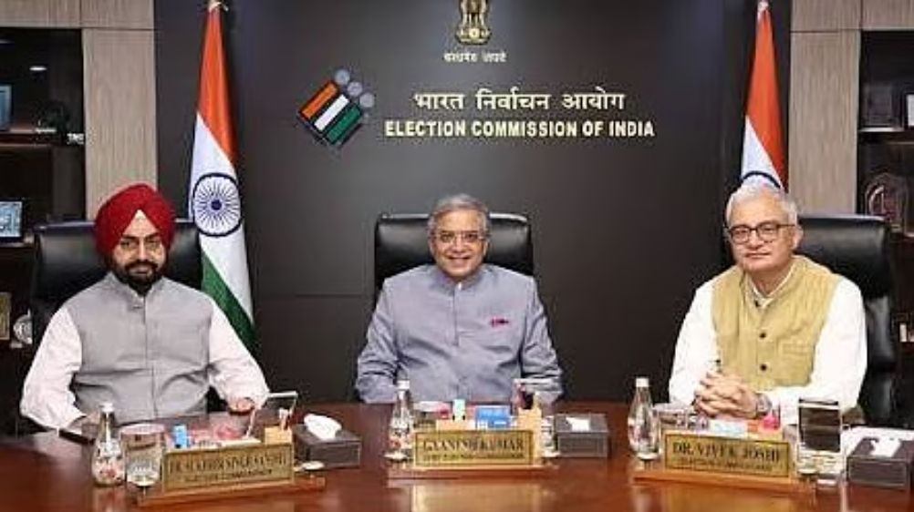 विपक्ष का महाभियोग का फैसला (SIR विवाद)